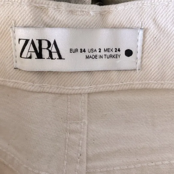 Zara Metallic Jeans NWOT Womens US 2 Silver The Boy Boy Fit Painted Blogger Fave
