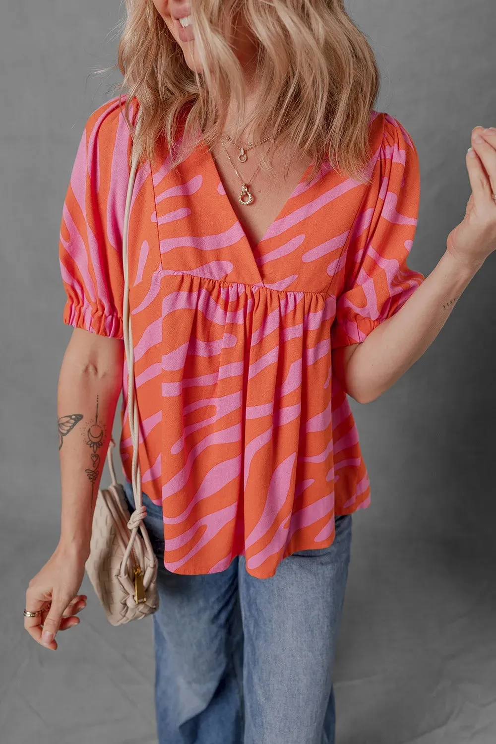 Zebra Stripe Print Ruched Cuff Half Sleeve V Neck Blouse